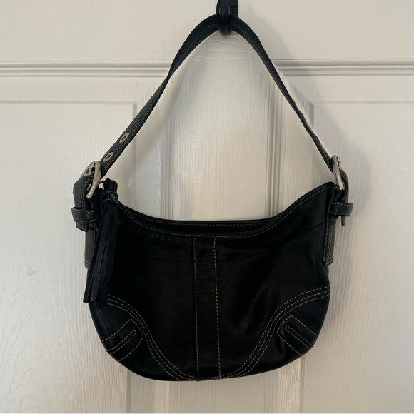 Coach Handbags - 2000’s Y2K Vintage Black Coach Shoulder Hobo Bag Mini Purse